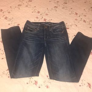NWOT American Eagle Straight Super Stretch Jeans